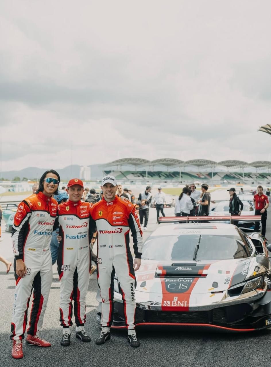 Sean Gelael "Dancing in The Rain", Bawa AF Corse dari P15 ke P4!