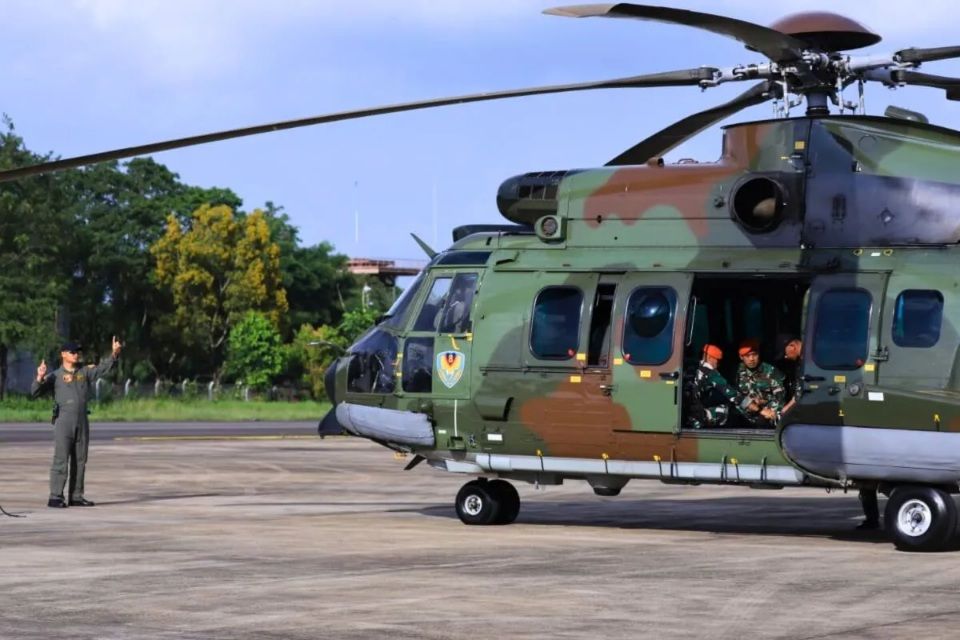 Pesawat Hilang Kontak di Maros, TNI AU Kerahkan Helikopter Bantu Pencarian! 