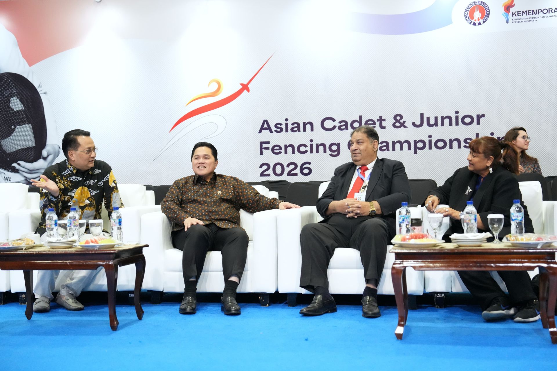 Hadiri Kejuraan Asian Cadet and Junior Fencing 2026, Menpora Erick Bangga Anggar Tembus 32 Besar Asia