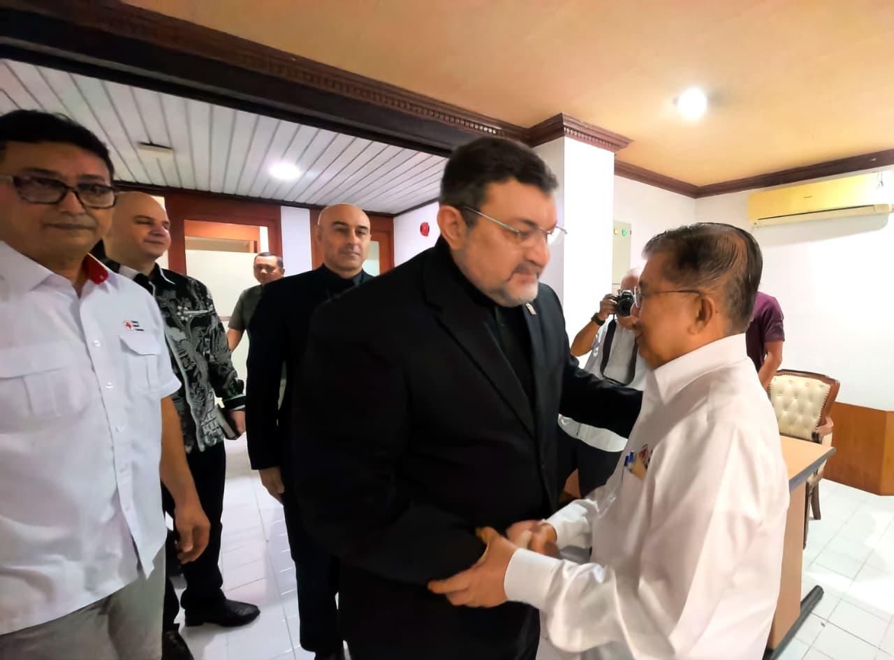 PMI Pertimbangkan Kirim Bantuan Kesehatan untuk Iran Lewat Jalur Internasional