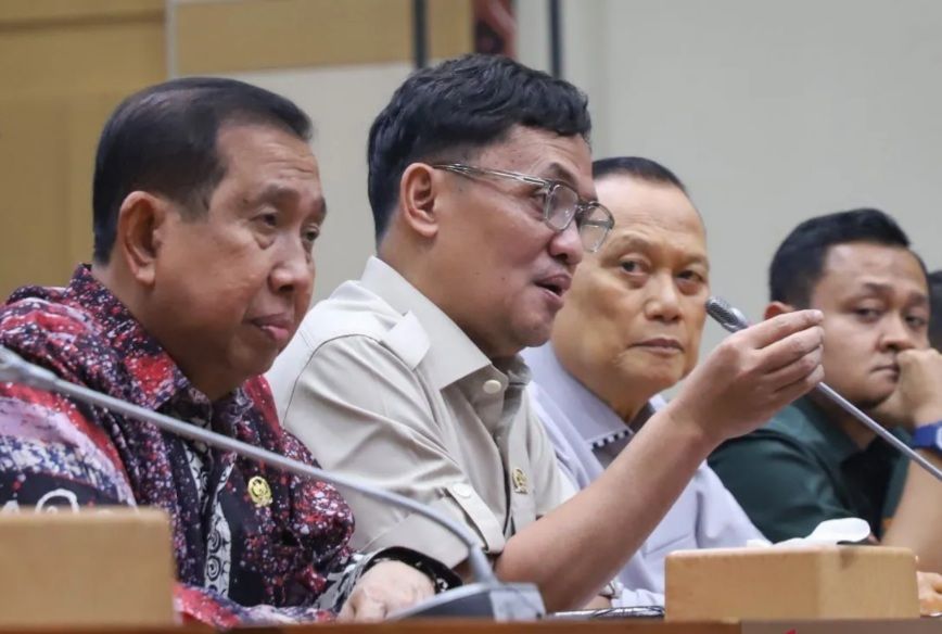 Komisi III DPR RI Dorong TNI dan Polri Sinergi Usut Kasus Penyiraman Air Oeras Terhadap Andrie.Yunus