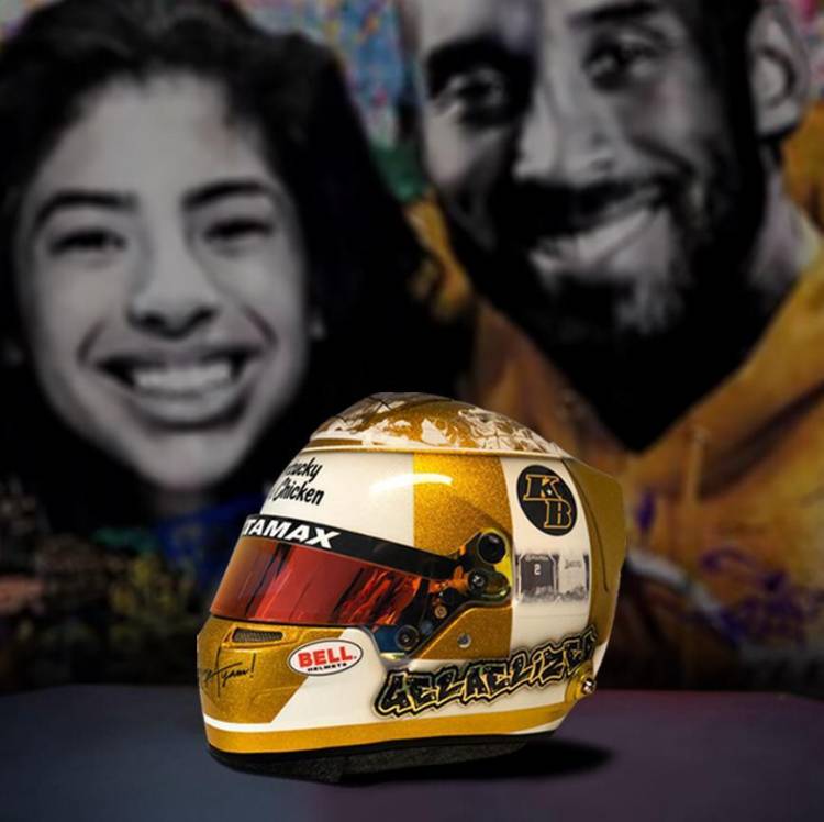 "Mamba Mentality" di Helm, Tribute Sean Gelael untuk Kobe Bryant