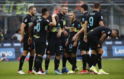 Inter Milan Pesta Gol, Libas Bologna 6-1