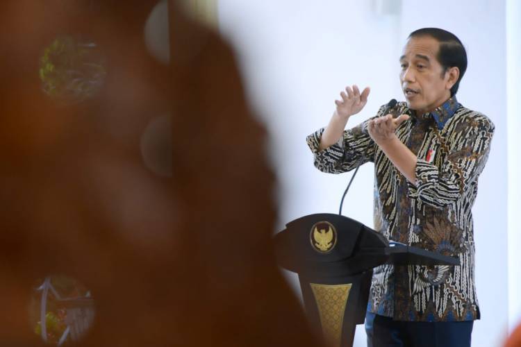Presiden Jokowi : Transisi Energi Hijau Merupakan Keharusan
