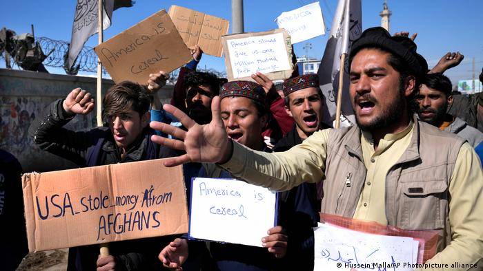 AS Gunakan 'Uang Rakyat' Afghanistan, Picu Kemarahan