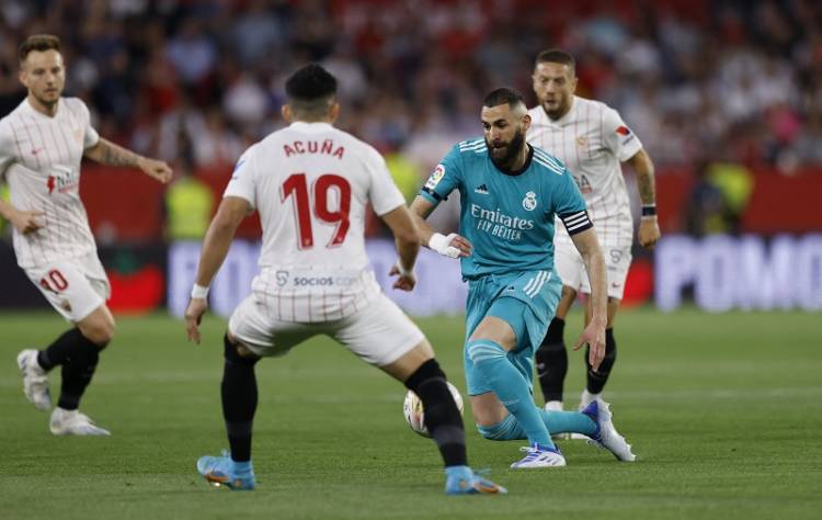 Benzema Kembali Bersinar, Bawa Madrid Raih Kemenangan atas Sevilla 3-2