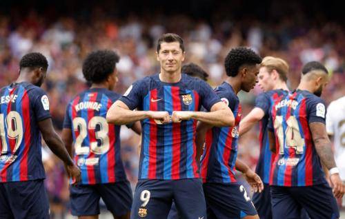 Liga Spanyol 2022/2023: Barcelona Hajar Tamunya Elche 3-0