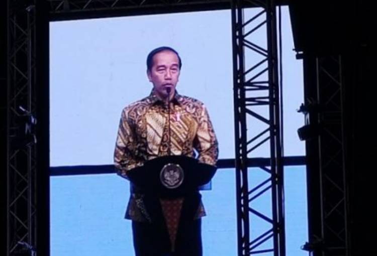 Presiden Jokowi di HUT Golkar: Memilih Presiden dan Wakil Presiden Sama Seperti Memilih Pilot dan Co Pilot