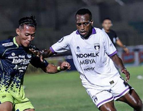 Liga 1 2022/2023: Persib Bandung Menang Tipis 1-0 atas Persita Tangerang