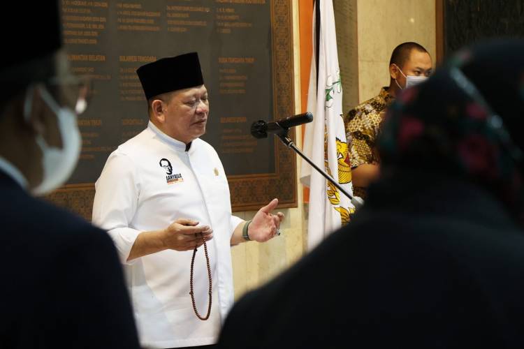 Tiga Tokoh Sepakbola Indonesia Berpulang, LaNyalla Berduka Cita 