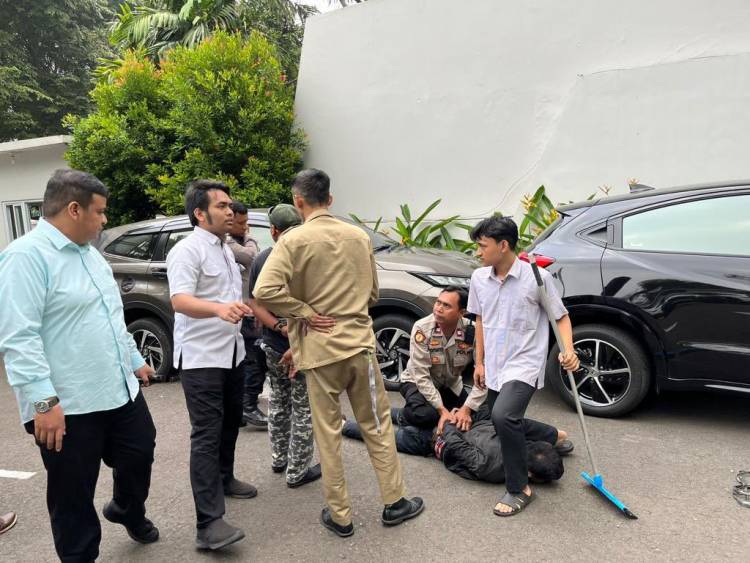 Sosok  Pelaku Penembakan Kantor MUI Ternyata Pernah Mengaku Nabi Asal Lampung