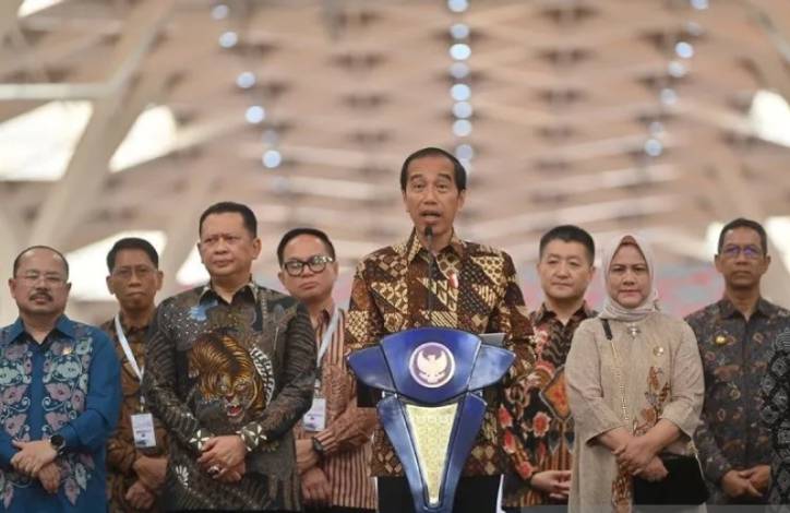 PresidenJokowi Resmikan Operasional Kereta Cepat Jakarta-Bandung 