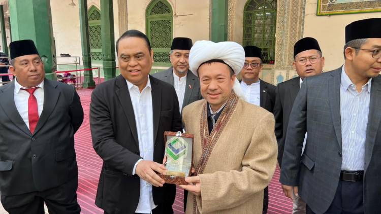 Delegasi Indonesia Kunjungi Masjid Id Kah di Kashgar