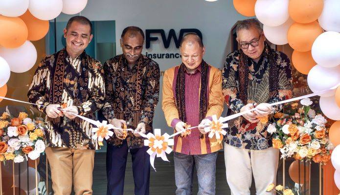 FWD Insurance Buka Kantor Pemasaran Mandiri di Surabaya