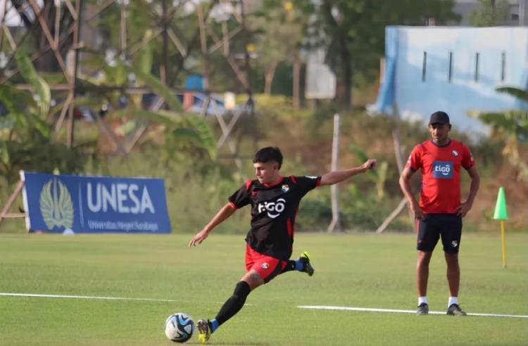Timmas Panama U-17 Gelar Latihan Perdana di Surabaya
