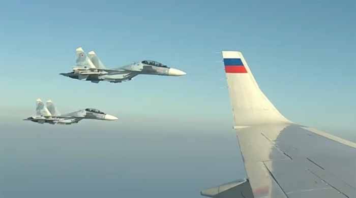 Lawatan ke Timur Tengah Putin Dikawal 4 Jet Tempur