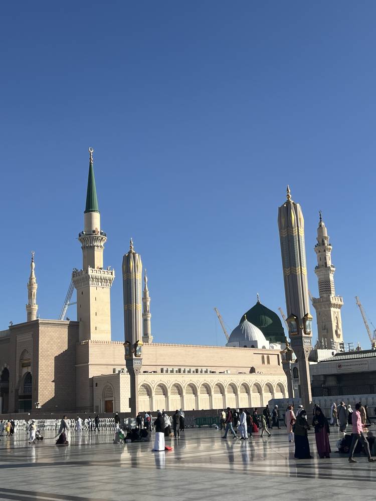 Kisah Dua Menara dan Qubah Masjid Nabawi