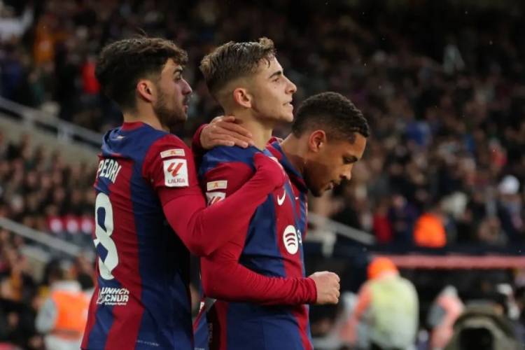 Liga Spanyol 2023/2024:  Barcelona Gusur Girona, Atletico Madrid Diimbangi Almeria