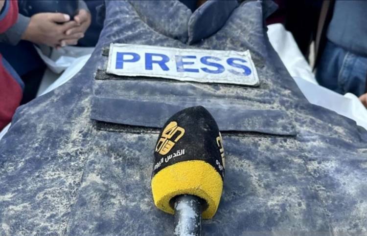 Serangan Israel di Jalur Gaza Tengah Akibatkan Sejumlah Jurnalis Terluka