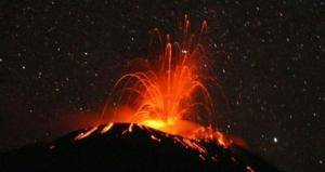 PVMBG: Gunung Semeru Erupsi