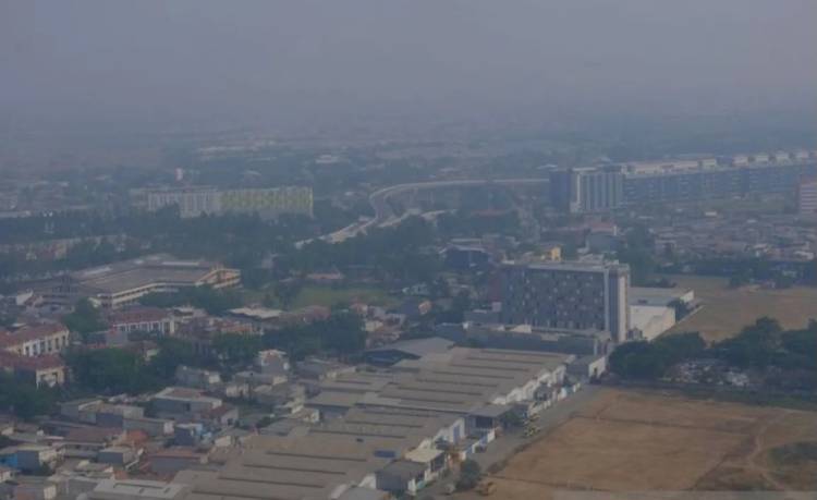 Data IQAir: Senin Pagi Ini, Kualitas Udara DKI Jakarta Terburuk di Dunia