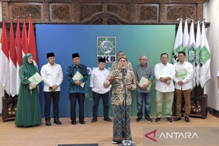 Pilkada Serentak 2024: PKB Serahkan Surat Rekomendasi kepada Beberapa Politikus yang Ikut Berlaga 