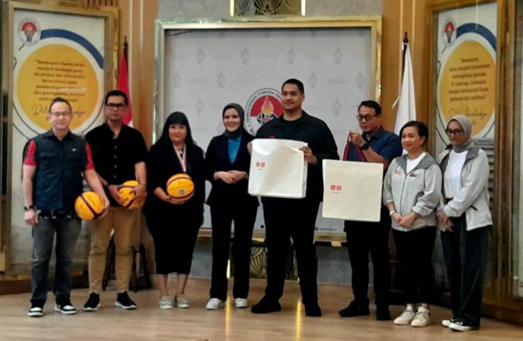 Menpora Dito Apresiasi Timnas Basket Putra Indonesia yang akan Tampil di SEABA  U-18 2024 di Malaysia