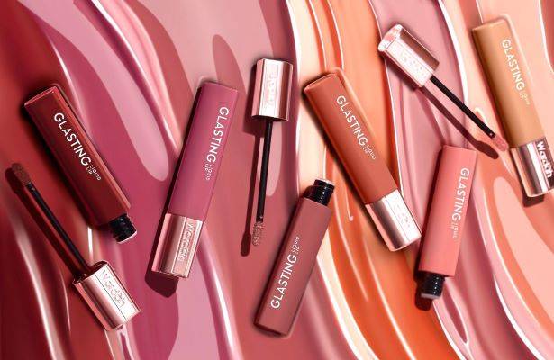 Wardah Nomor Satu di Top 10 Brand Lokal untuk Kategori Lipstik di E-Commerce