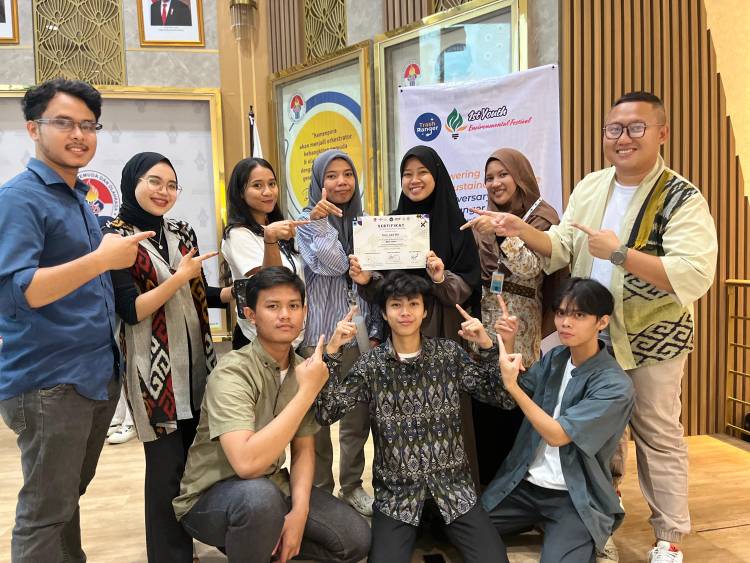 Kuda Hitam! Tim Pahlanta Raih The Best Team pada 1st Youth Environmental Festival 2024 di Kemenpora RI