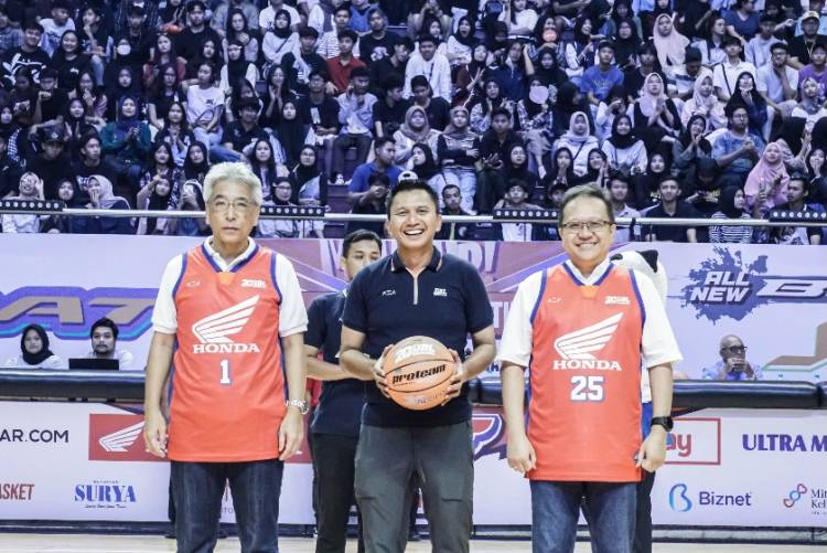 Penasaran Merasakan Langsung Atmosfer di Kota Lahirnya Honda DBL,  President Director PT AHM Kunjungi Surabaya