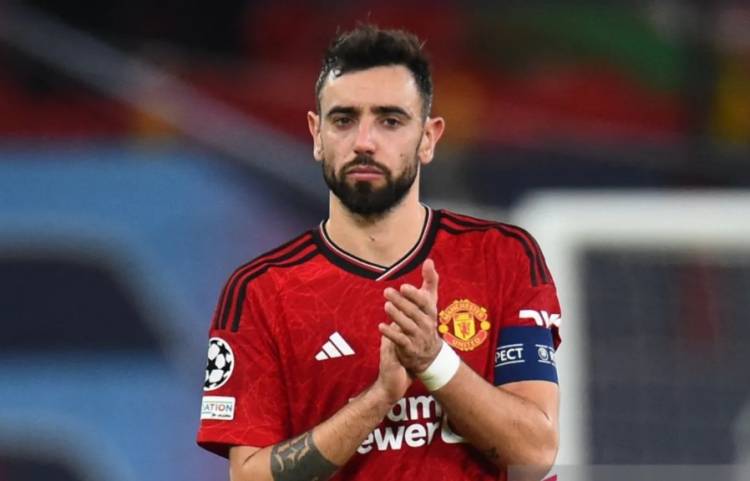 Kapten MU Bruno Fernandes Resmi Perpanjang Kontrak Baru