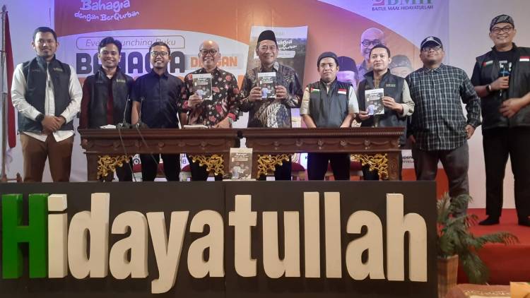 Sukses Penyaluran Qurban hingga ke Manca Negara, BMH Resmi Luncurkan Buku "Bahagia dengan Berqurban"