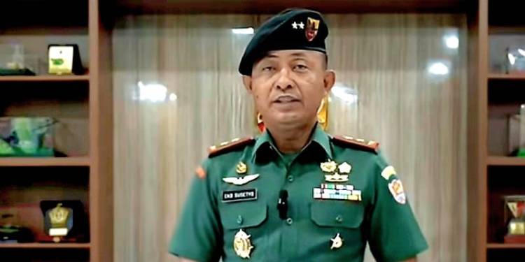 Kavaleri TNI-AD Bantu Pengurusan Akte Kelahiran untuk Warga yang Membutuhkan