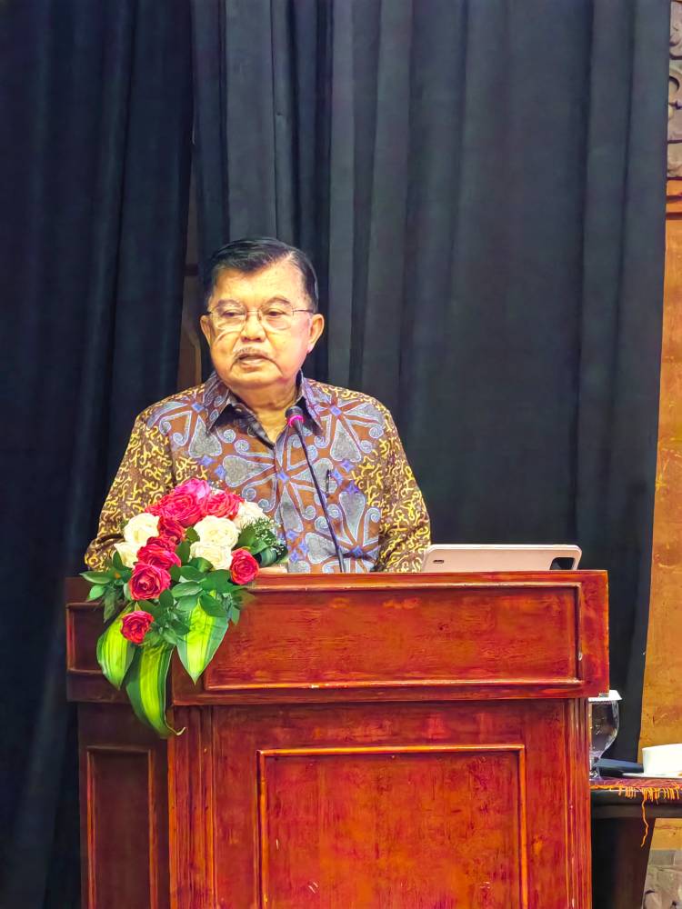 Jusuf Kalla  Sambut Positif Kehadiran Rumah Sakit Bertaraf Internasional