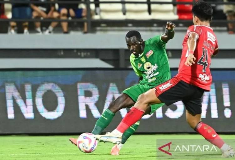 BRI Liga 1 2024/2025: Bali United Sikat Persebaya di Stadion Kapten I Wayan Dipta