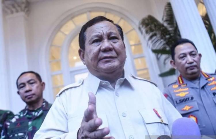 Presiden Prabowo  Ingatkan Para Jenderal Bintang Mereka dari Rakyat