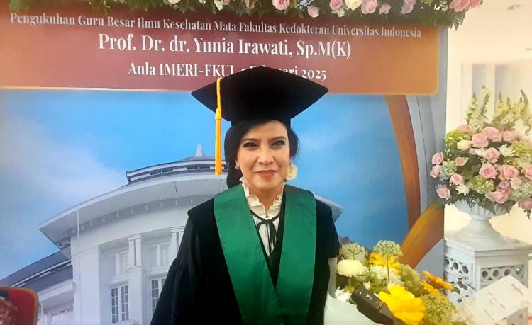 UI Resmi Kukuhkan Prof. Yunia Irawati Jadi Guru Besar Kesehatan Mata FKUI