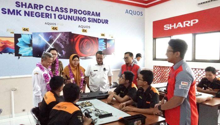 Sharp Indonesia Siapkan Tenaga Kerja Berkualitas Lewat Program Sharp Class