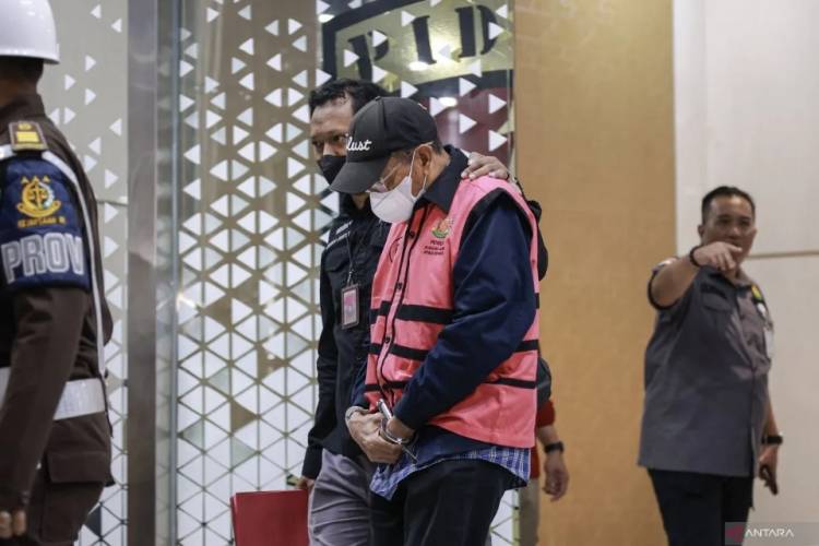 Kejagung RI  Geledah Rumah Tersangka korupsi Sritex