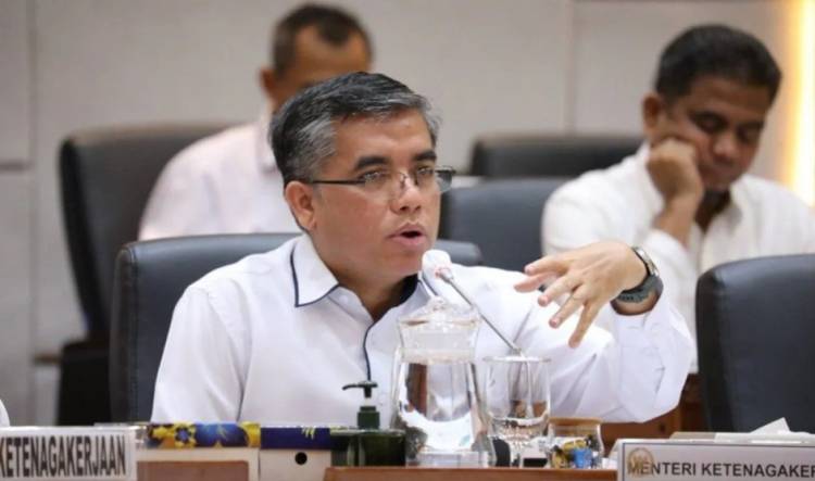 Menaker Yassierli  Sebut Pengangguran Turun pada Februari 2025
