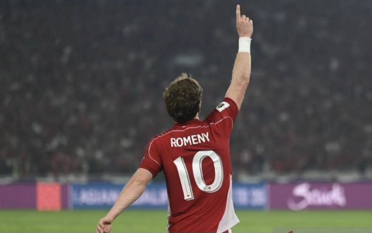 Gol Penalti Ole Romeny Bawa Indonesia Tekuk China