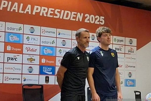 Piala Presiden 2025: Pelatih Oxford United Gary Rowett Jamin Timnya Berikan Permainan Terbaik
