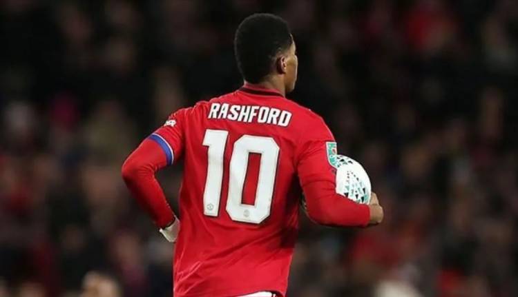 Penyerang Sayap Marcus Rashford Kian Dekat Gabung Barcelona