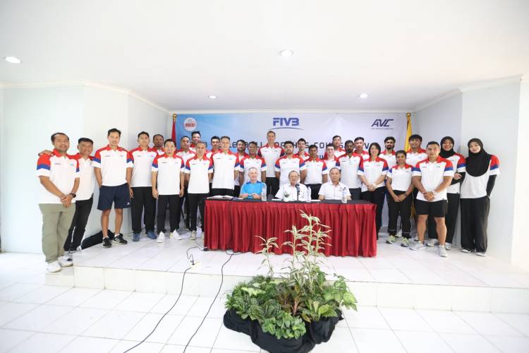 FIVB Gelar Kursus Pelatih Voli Level 1 di Padepokan Voli 
