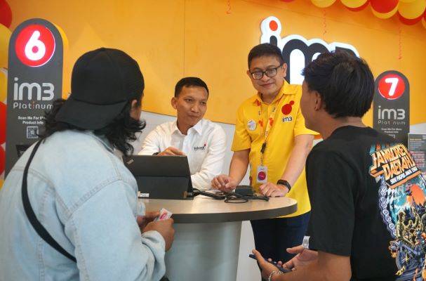 Rayakan Harpelnas 2025, Indosat Region Jawa Timur Berikan Hadiah Spesial untuk Pelanggan