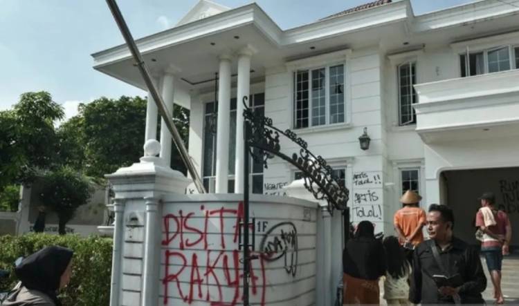 Kasus Penjarahan Rumah Uya Kuya, 12 Orang Jadi Tersangka