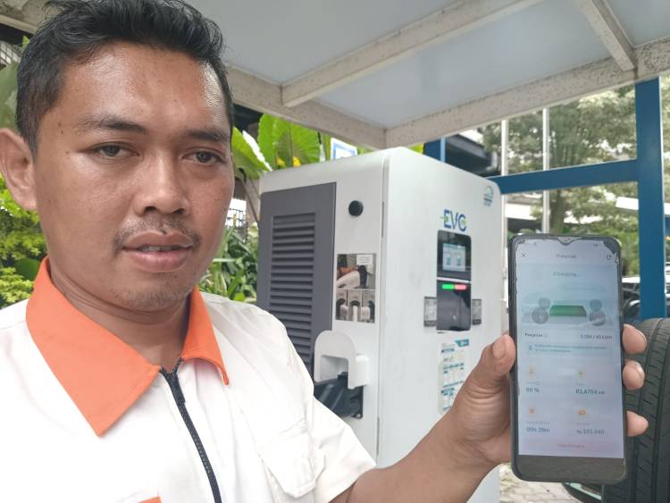 Dari Pembangkit ke SPKLU, PLN Perkuat Rantai Pasok Energi Hijau untuk Swasembada Energi 
