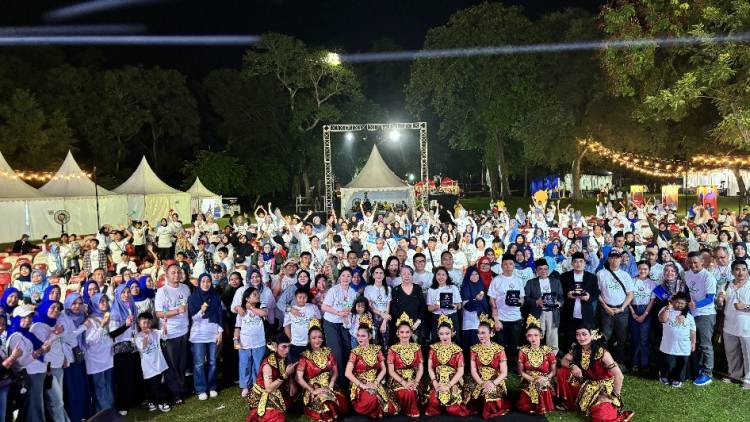 Pesta Rakyat DEP Satu Dekade: Satu Perjalanan, Seribu Inspirasi di Candi Prambanan