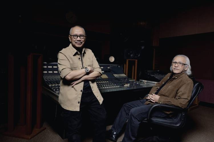 Ungkap Kasih Ibu yang Tak Pernah Mati, Iwan Fals dan Ebiet G. Ade Rilis Lagu "Ibu" 