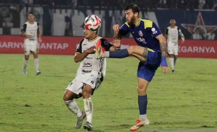 BRI Super League 2025; Persija Jakarta Tundukan Tuan Rumah Arema FC  2-1